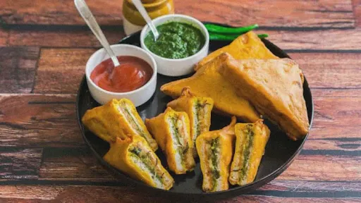 Bread Pakoda [1 Piece]