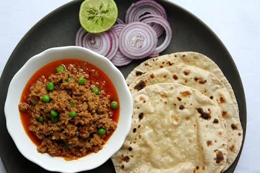 3 Chapati With Mutton Keema