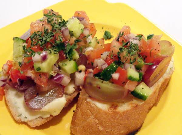 Boursin n Grape Bruschetta_image