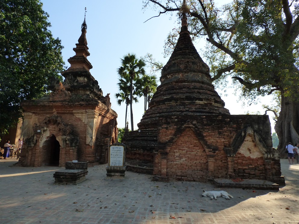 yadana sinme pagoda - inwa - ava