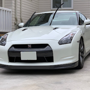 NISSAN GT-R R35