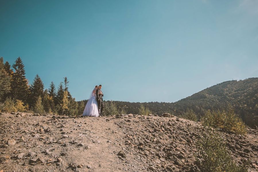 Wedding photographer Slavo Samuelčík (samuelcikslavo). Photo of 16 April 2019