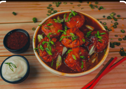 Mix Veg Momos (Gravy)