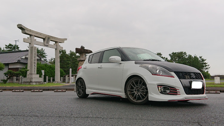 スイフトスポーツの綱敷天満宮・ドライブに関するカスタム事例の投稿画像1枚目