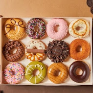 Krispy Kreme Doughnuts 甜甜圈