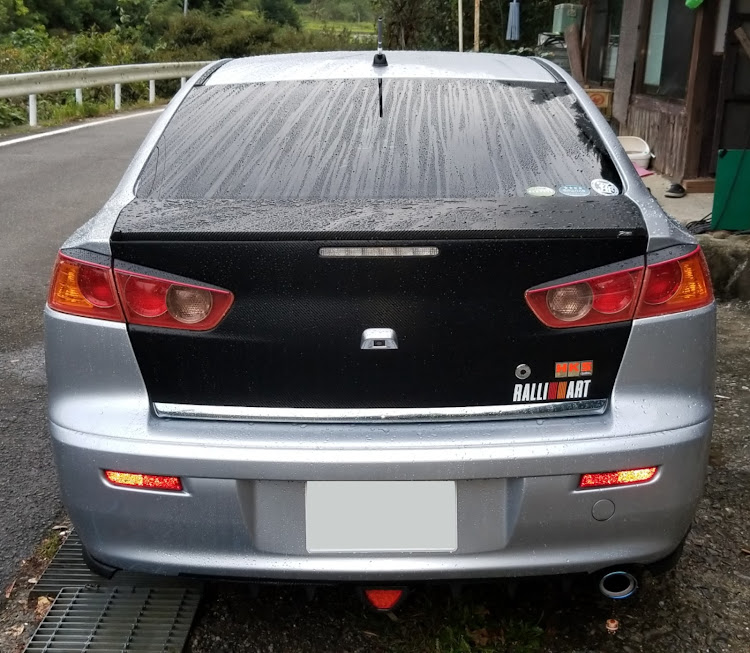 ギャランフォルティスの洗車・デイライトフォグ取り付け‼️に関するカスタム事例の投稿画像1枚目