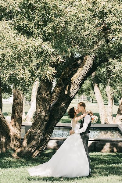 Fotografo di matrimoni Katerina Bogdanova (katerinabog). Foto del 1 ottobre 2018