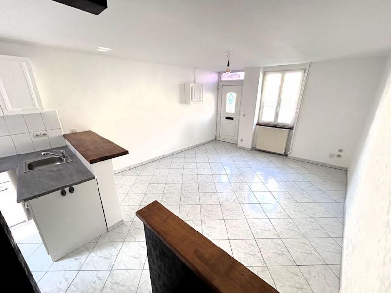 Location  maison 3 pièces 55 m² à Alençon (61000), 620 €