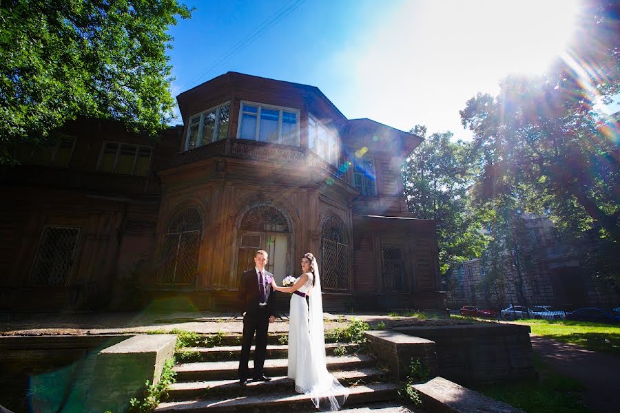 Wedding photographer Andrey Vasiliskov (dron285). Photo of 15 October 2013