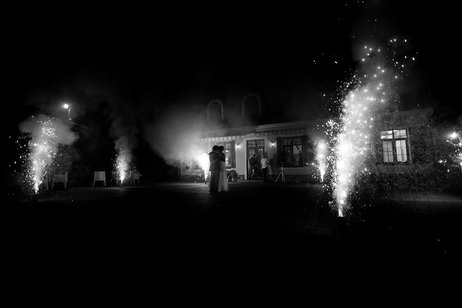 Fotógrafo de casamento Yuliya Vasilenko (kyky). Foto de 22 de julho 2016