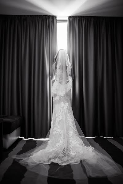 Wedding photographer Toni Perec (perec). Photo of 28 June 2018