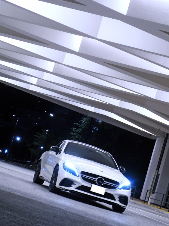 Cクラス クーペのdiscover＿ct・メルセデス・ベンツ・夜景・ベンツ・AMGに関するカスタム事例の投稿画像2枚目
