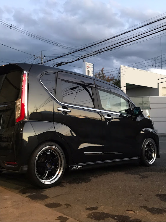 ムーヴカスタムの洗車・ローフェスに関するカスタム事例の投稿画像1枚目