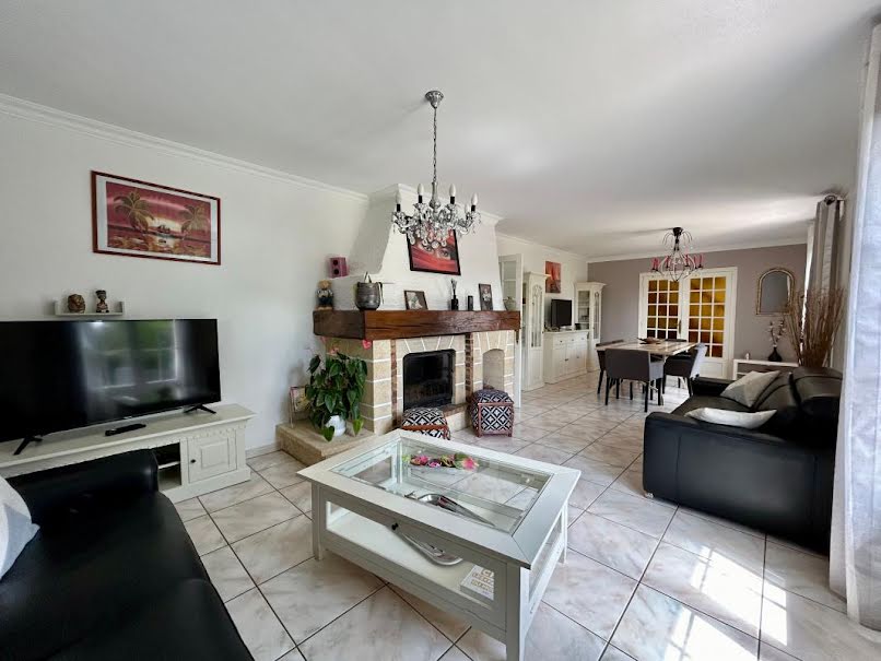 Vente maison 6 pièces 180 m² à Chatellerault (86100), 295 400 €