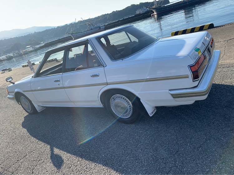 クレスタのハイソカー・紅葉・ではない・2020ベストショット・かな？？に関するカスタム事例の投稿画像1枚目