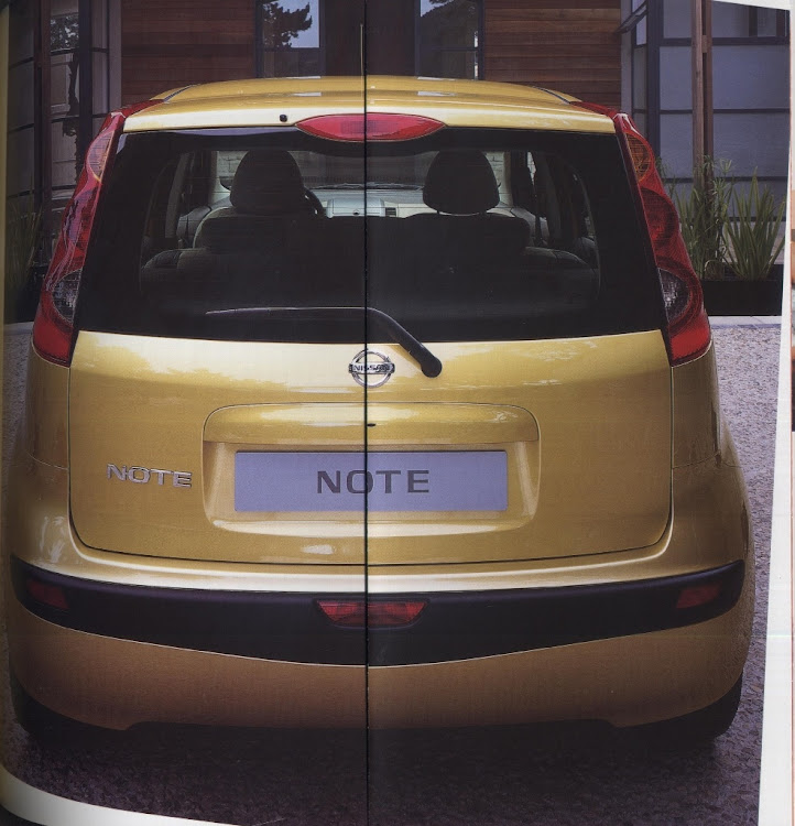 ノートの日産E11ノート ドイツ版カタログに関するカスタム事例の投稿画像2枚目