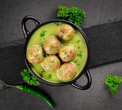 Chicken Ball And Spinach Soup