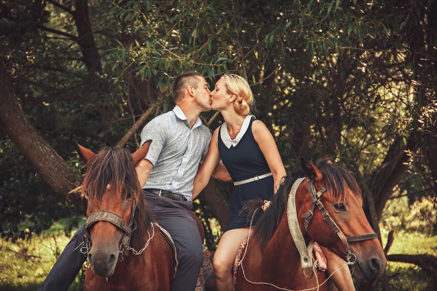 Fotografo di matrimoni Viktor Szanyi (viktorszanyi). Foto del 24 agosto 2016