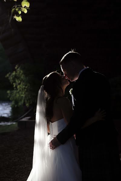 Wedding photographer Gail McCarthy (d6tcgtc). Photo of 31 August 2022