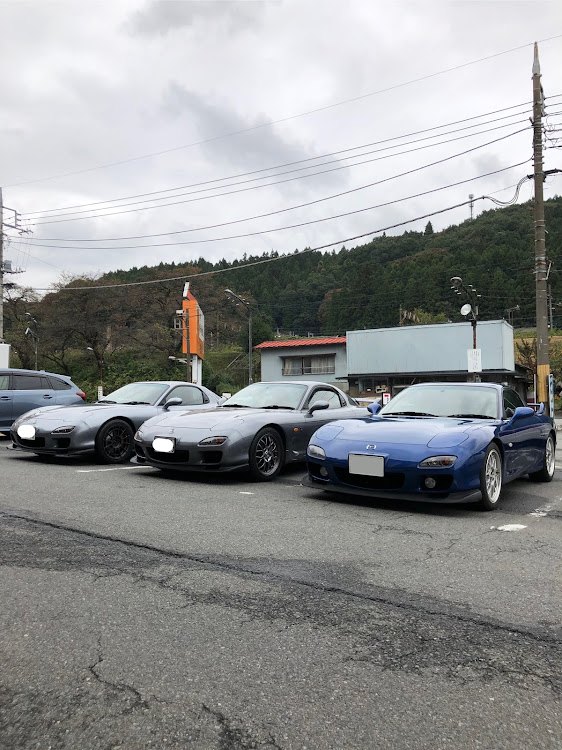 RX-7の右斜め前写真展・スピリットR・おぎのや・FD3S・オフ会に関するカスタム事例の投稿画像4枚目
