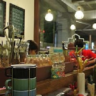 小西門時光驛棧 West Town Café