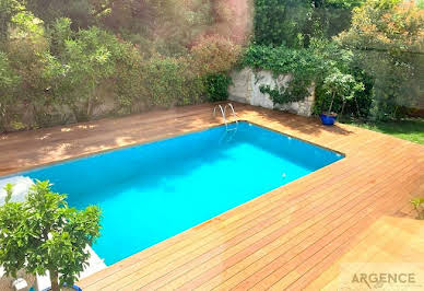 House with pool and terrace 8