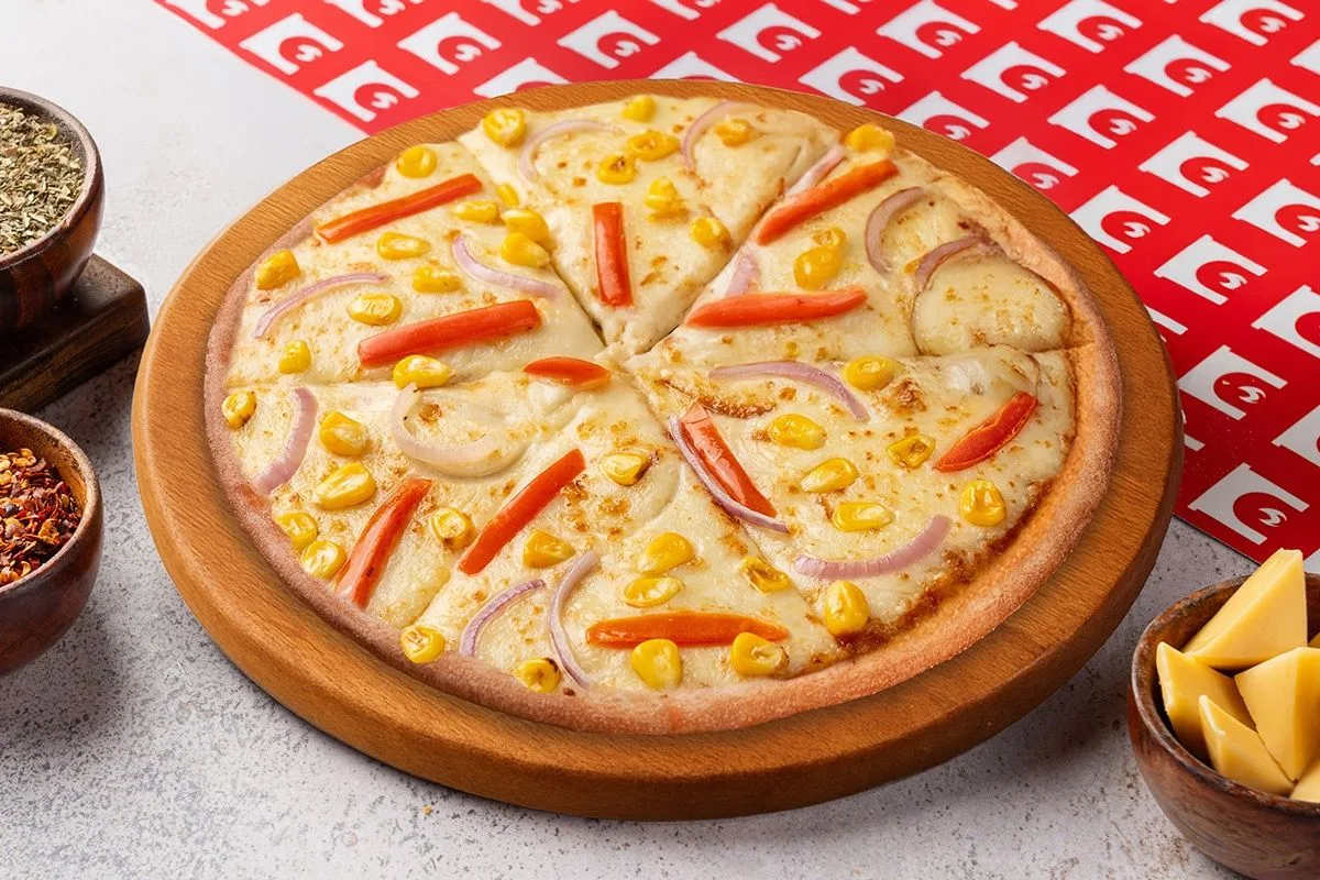 Corn Veggie Delight Thin Crust Pizza