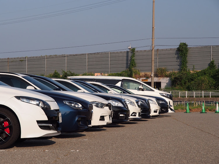メガーヌ ハッチバックのHOC・外車MT・BBQ・メガーヌRSに関するカスタム事例の投稿画像4枚目