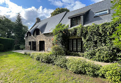 House with pool and terrace 2