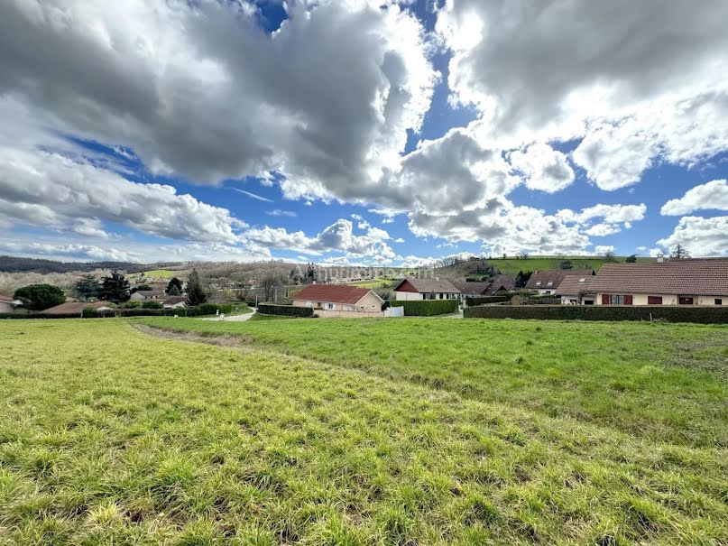 Vente terrain à batir  712 m² à Bourgoin-Jallieu (38300), 120 000 €