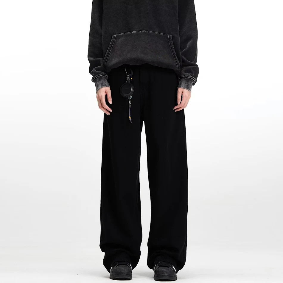 Losse retro straight jeans voor heren. Comfort en vintage stijl voor een relaxte look. Rechte, losse pasvorm en tijdloos design. Perfect voor casual wear.