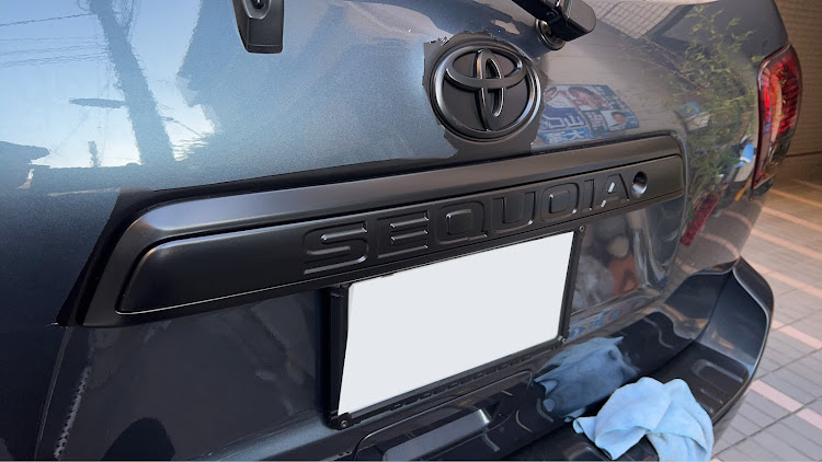 セコイアのセコイア・SUV・タンドラ・リフトアップ・アメ車に関するカスタム事例の投稿画像1枚目