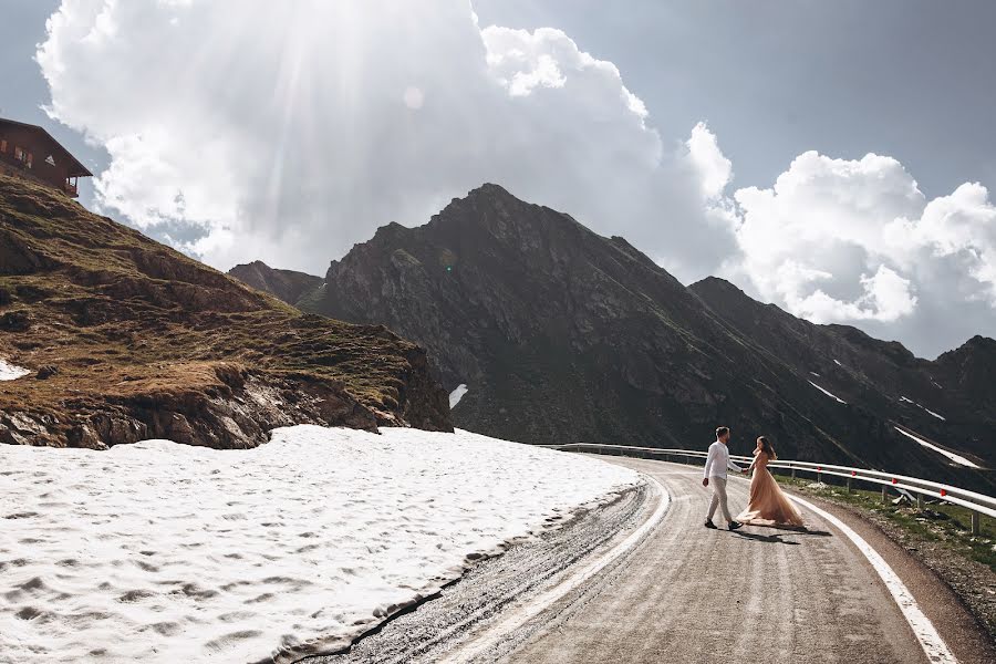 Fotógrafo de casamento Vasili Kovach (kovach). Foto de 5 de julho 2019