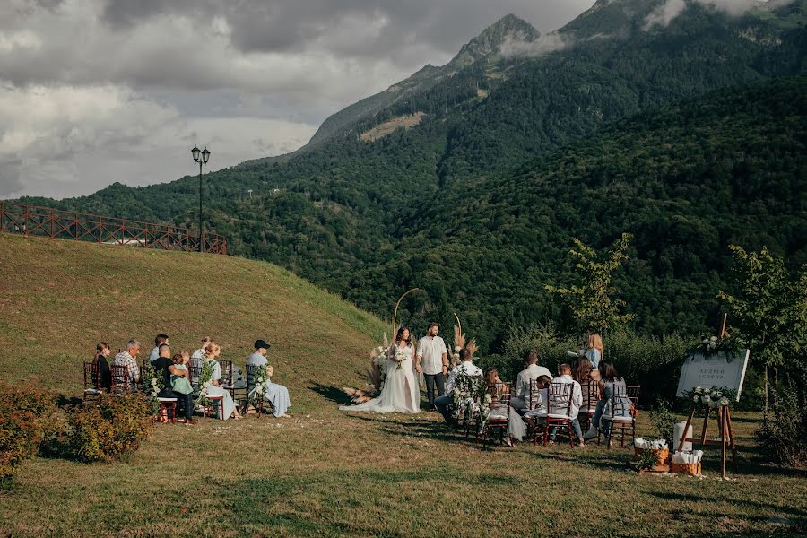 Fotógrafo de casamento Anatoliy Skirpichnikov (djfresh1983). Foto de 2 de fevereiro 2022