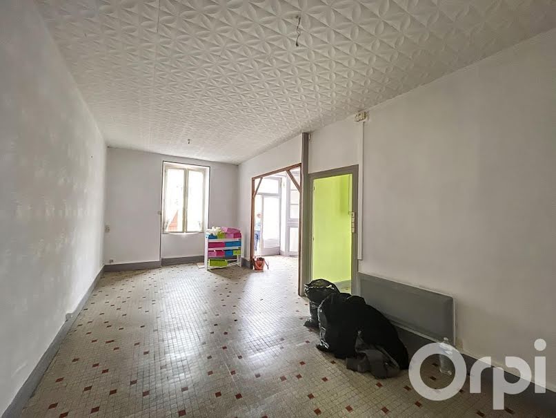 Vente maison 3 pièces 70 m² à Farges-Allichamps (18200), 24 000 €