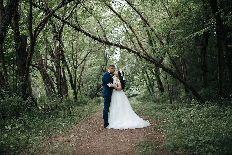 結婚式の写真家Anton Blokhin (blovan112)。2019 1月30日の写真