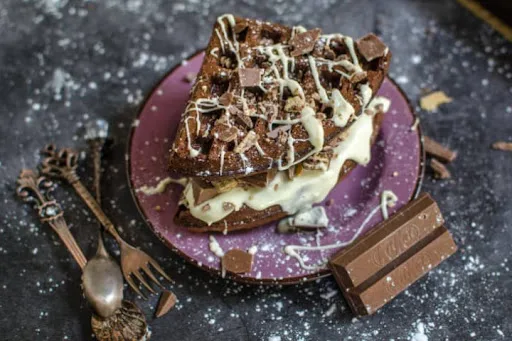 Kitkat White Chocolate Waffle