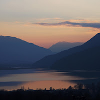 Crepuscolo sul lago di 