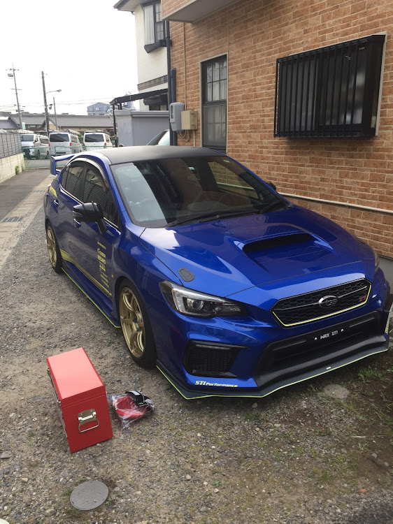 WRX STIの洗車・毒キノコ・毒キノコ フィルター交換に関するカスタム事例の投稿画像1枚目