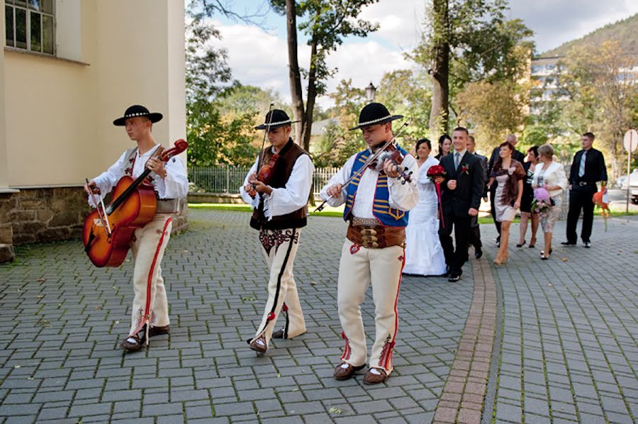 Fotografo di matrimoni Barbara Zachwieja (basiazachwieja). Foto del 27 aprile 2023