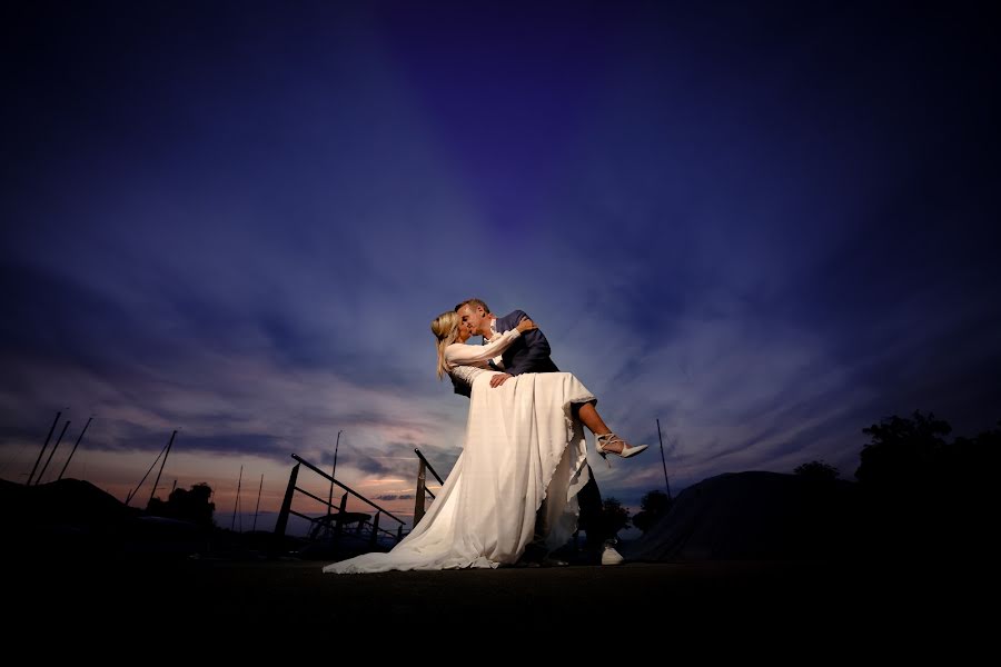 Photographe de mariage Mischa Baettig (mischabaettig). Photo du 23 août 2021