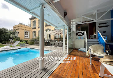 Maison avec piscine et terrasse 6