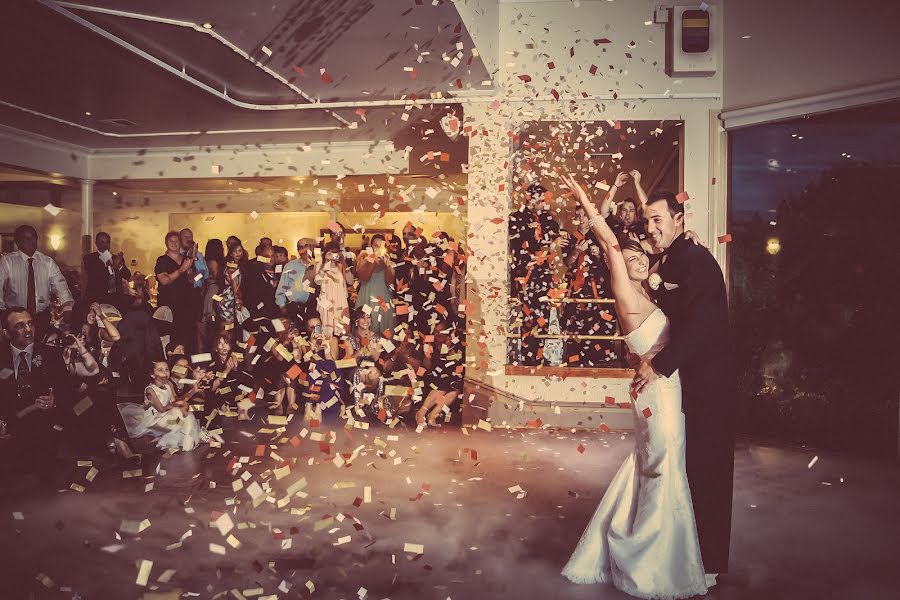 Wedding photographer Alex Kuo (mightyvision). Photo of 3 February 2014