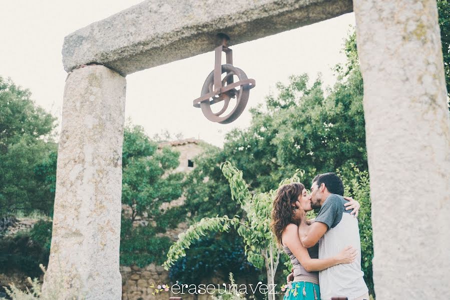 Fotografo di matrimoni Lola Marin (lolamarin). Foto del 22 maggio 2019