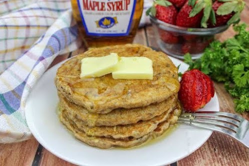 Whole Wheat Oatmeal Flaxseed Pancakes