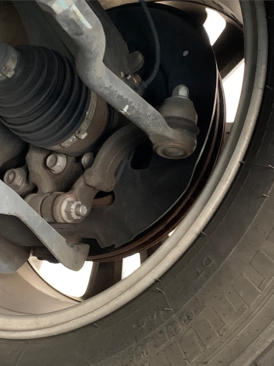エクストレイルの日産・車検の準備に関するカスタム事例の投稿画像4枚目