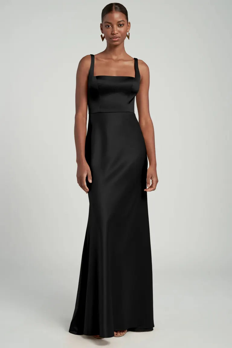 10 Chic Bridesmaids Dresses to Shop for a Black-Themed Destination ...