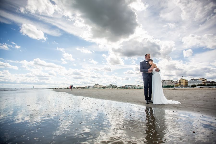 Fotografo di matrimoni Tiziano Battini (battini). Foto del 12 ottobre 2020