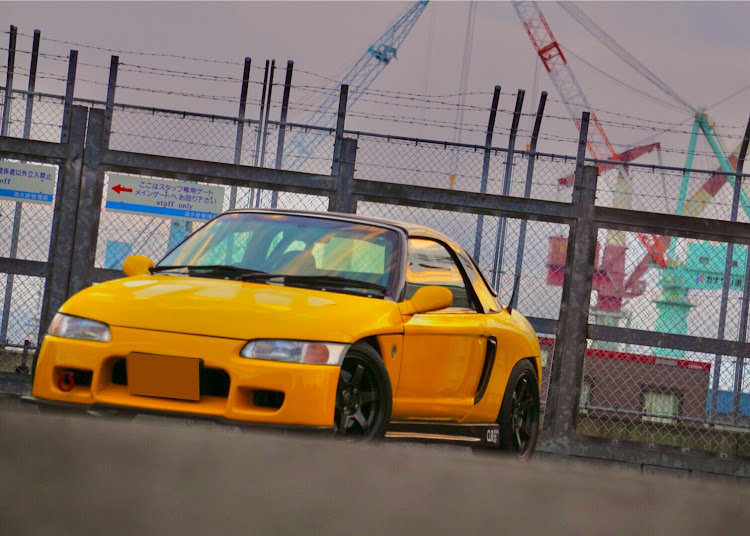 ビートのKIINAI愛車・2020年のHonda BEAT・港の風景・水溜りに映る空模様・SONYα6000に関するカスタム事例の投稿画像1枚目