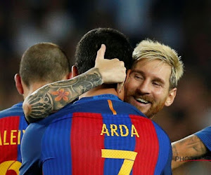 Turan haalt magistraal uit en Messi scoort, maar Supercup-winst Barcelona wordt overschaduwd door nakend vertrek voor 18 miljoen euro